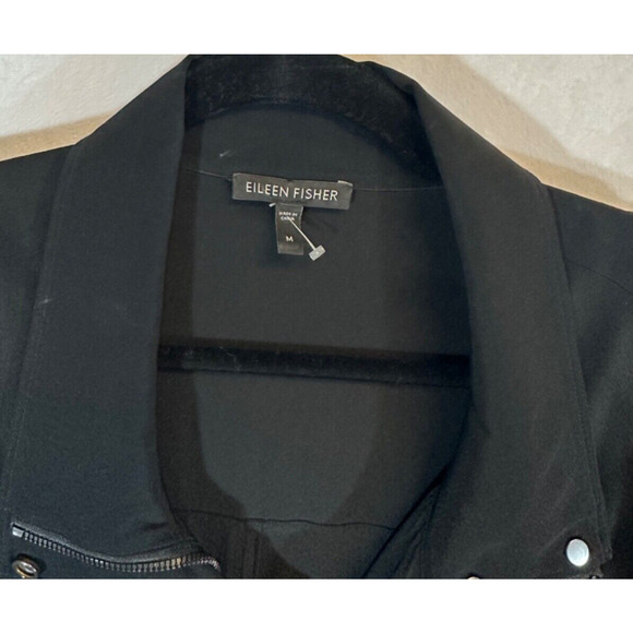 Eileen Fisher Size M Jacket Stand Collar 100% Silk Crepe Black Full Zip Light C1 - Picture 6 of 6